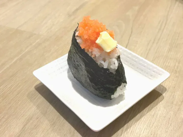 たらこバターのおむすび