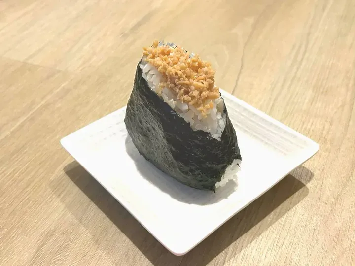とりそぼろのおむすび